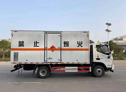 宁波爆破器材运输车