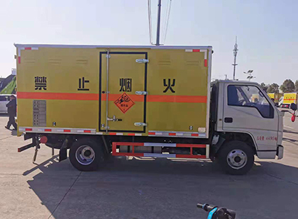 宁波爆破器材运输车